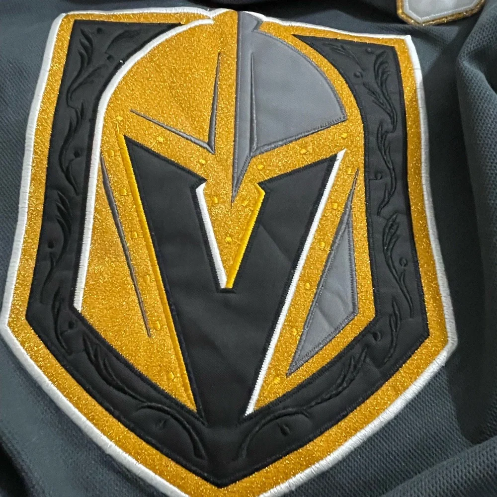 Vegas Golden Knights Mark Stone Jersey Sz Large #61 Climalite Captain - Picture 4 of 9